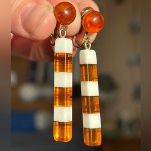 Laminated Lucite Layered Orange and White Clip-on Earrings Vintage